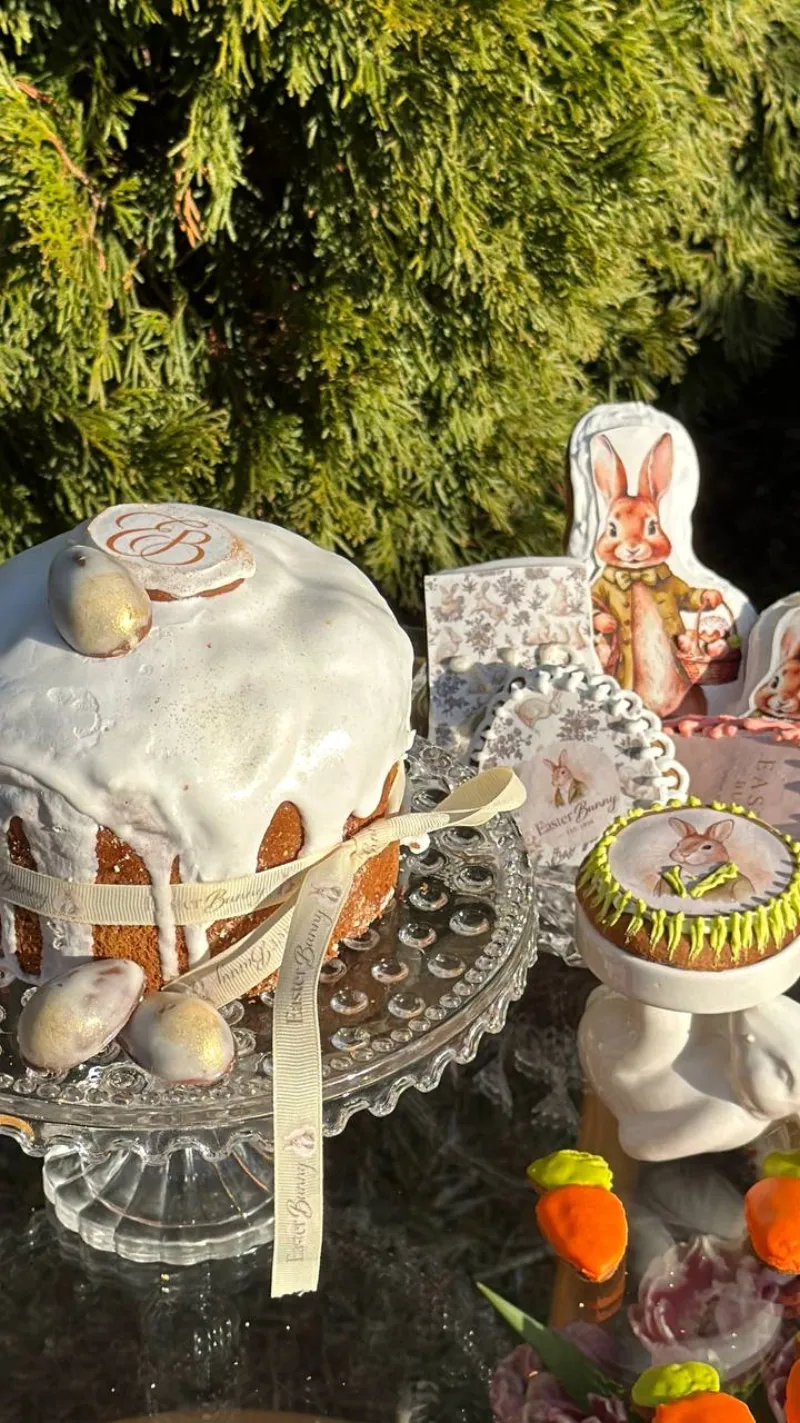 Пасочка Easter Bunny з фірмовою стрічкою